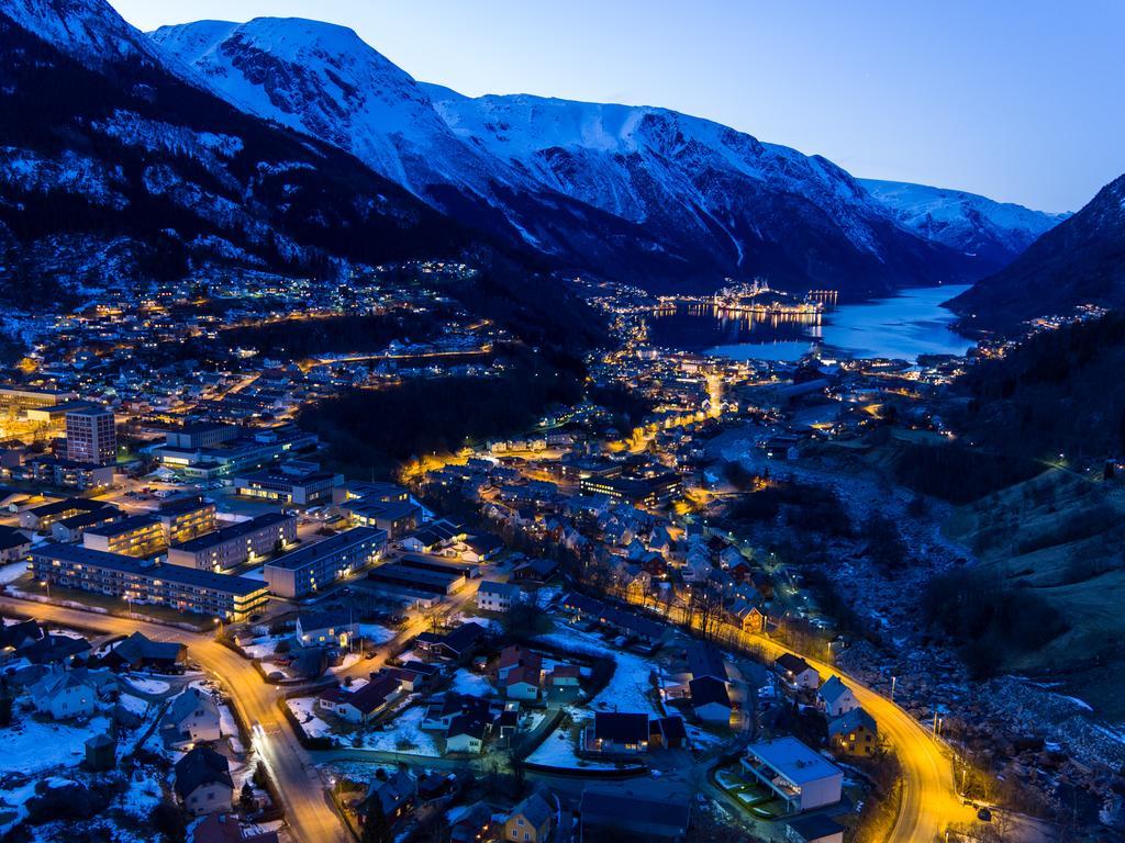 Hardanger Hotel Odda Buitenkant foto