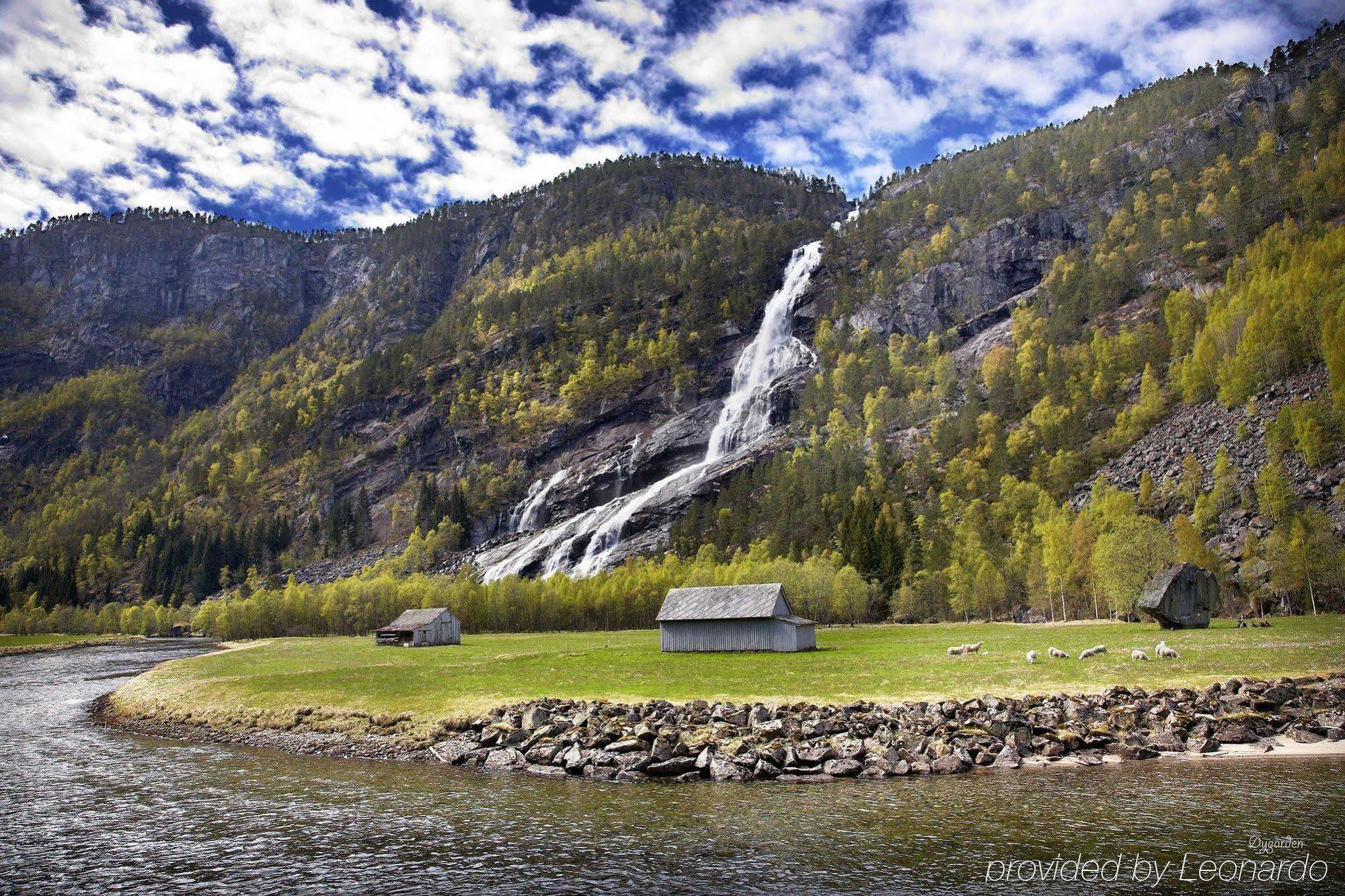 Hardanger Hotel Odda Buitenkant foto